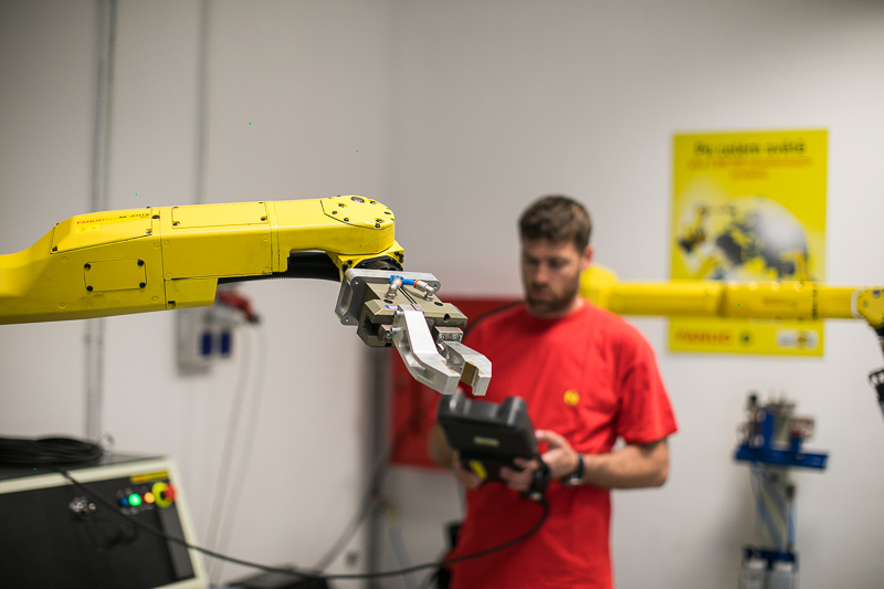 services-tabs-139154408